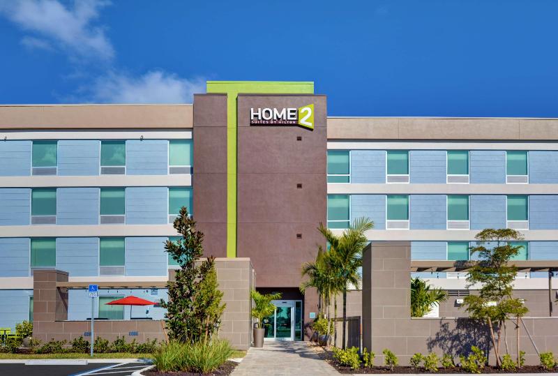 فندق Home2 Suites By Hilton Fort Myers Colonial Blvd