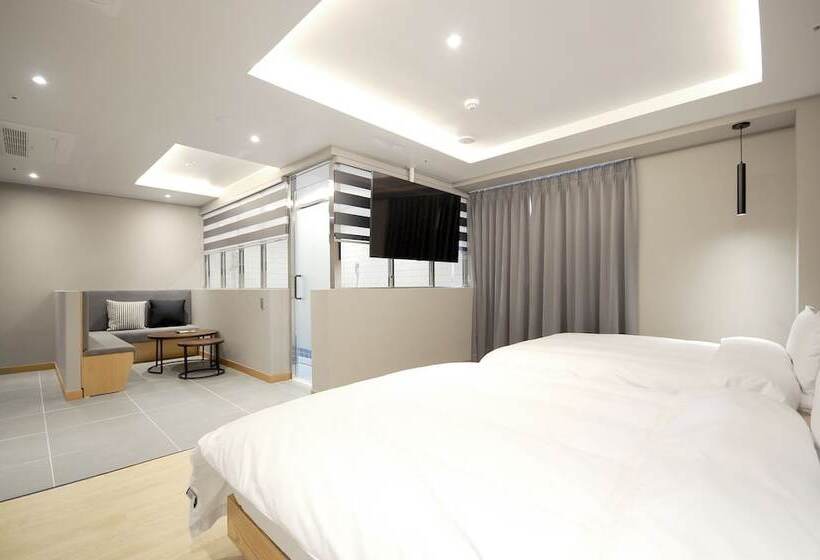 Gijang Hound Hotel Ilgwang