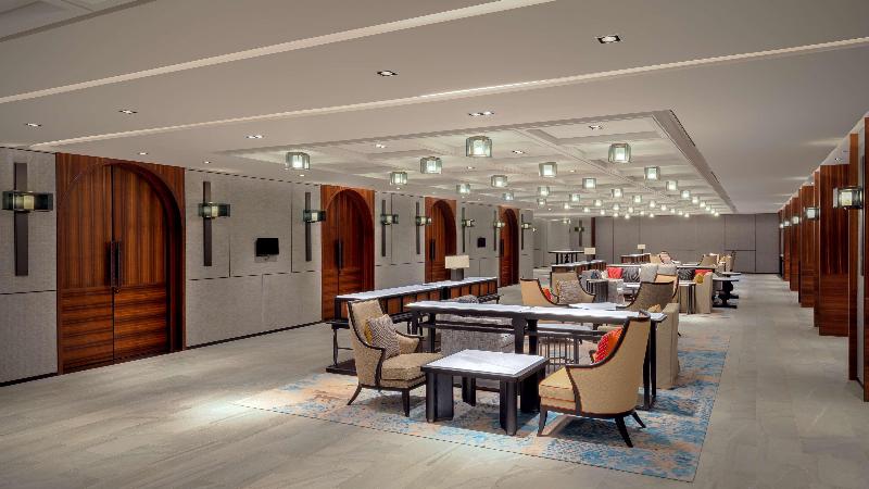 בית מלון כפרי Hyatt Regency Phnom Penh