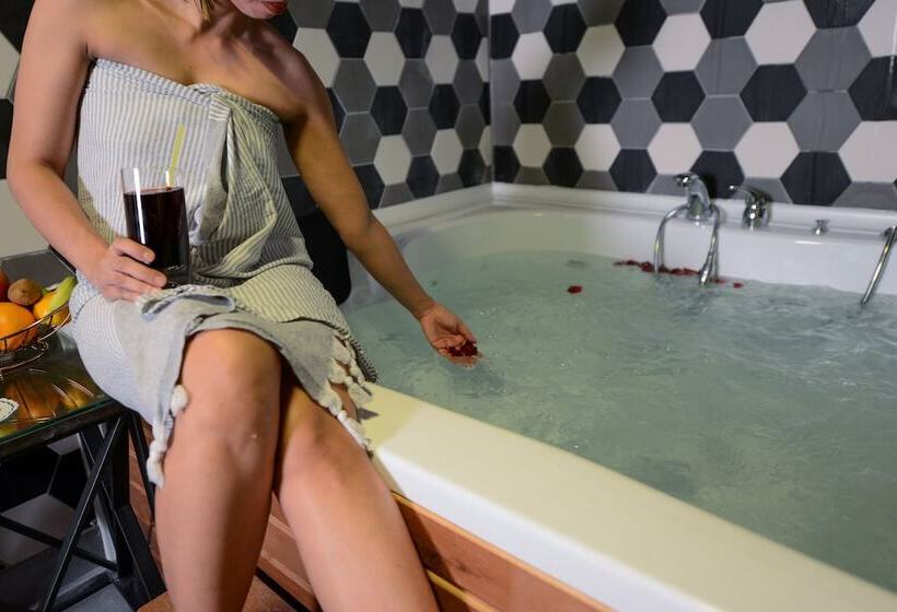 فندق Inn House Loft Spa