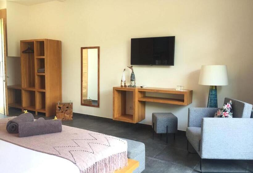 בית מלון כפרי Le Chien Rouge