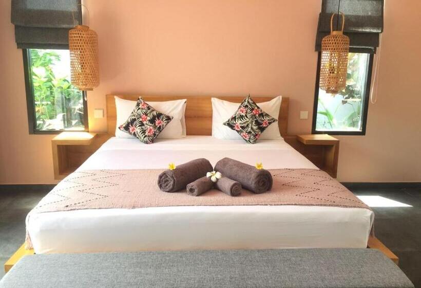 בית מלון כפרי Le Chien Rouge