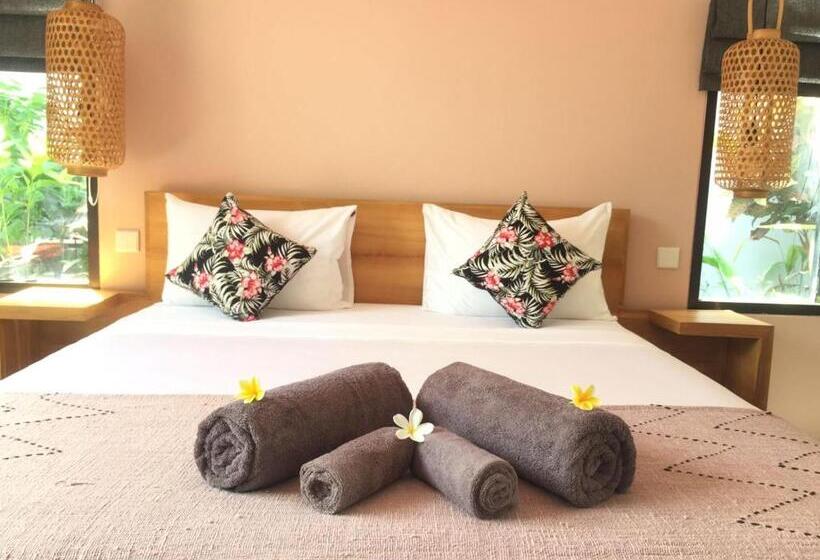 בית מלון כפרי Le Chien Rouge