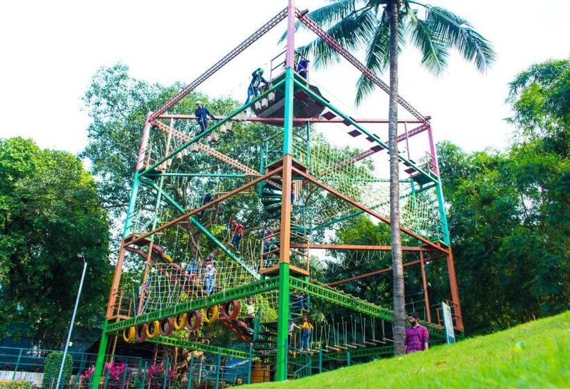 בית מלון כפרי Monteria Resort