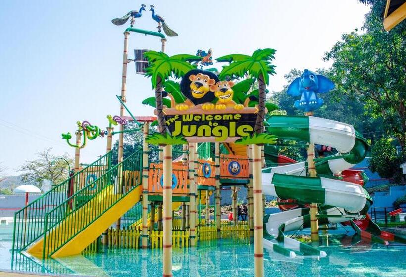 בית מלון כפרי Monteria Resort