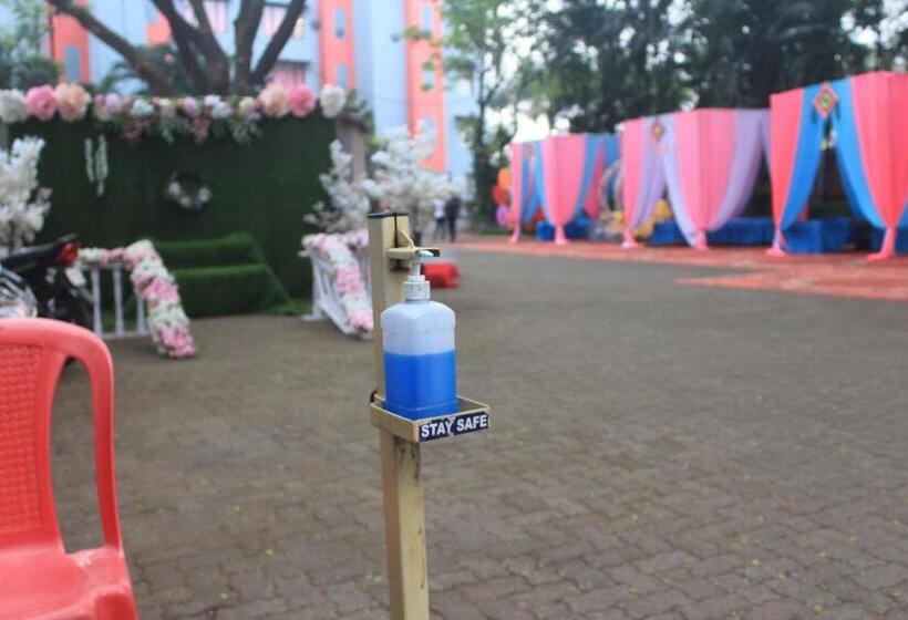 בית מלון כפרי Monteria Resort