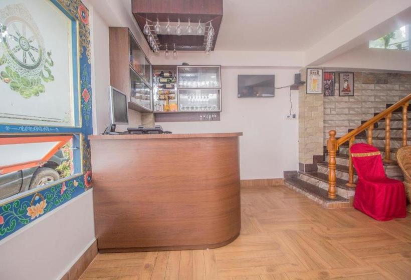 Отель Oyo 29889 Green Druk