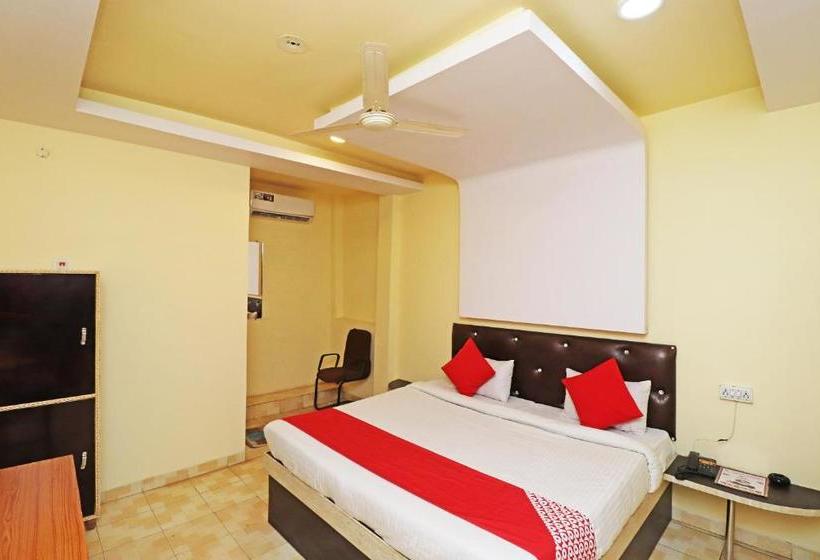 ホテル Oyo 44996  Shri Shubhmangalam