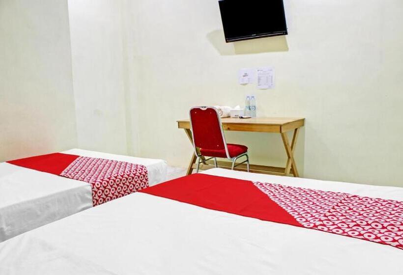 ホテル Oyo 90112  Permata Inn