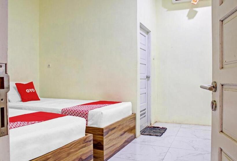 ホテル Oyo 90112  Permata Inn