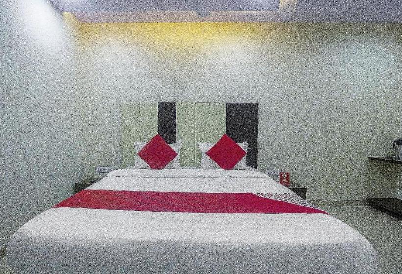 فندق Flagship 76385  Samrat Palace  Moca
