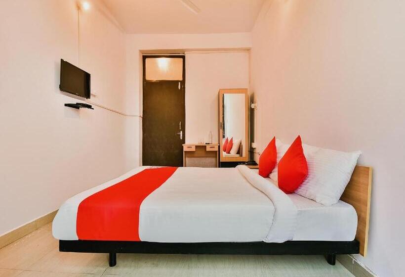 호텔 Oyo Flagship 76387 Ag Colony