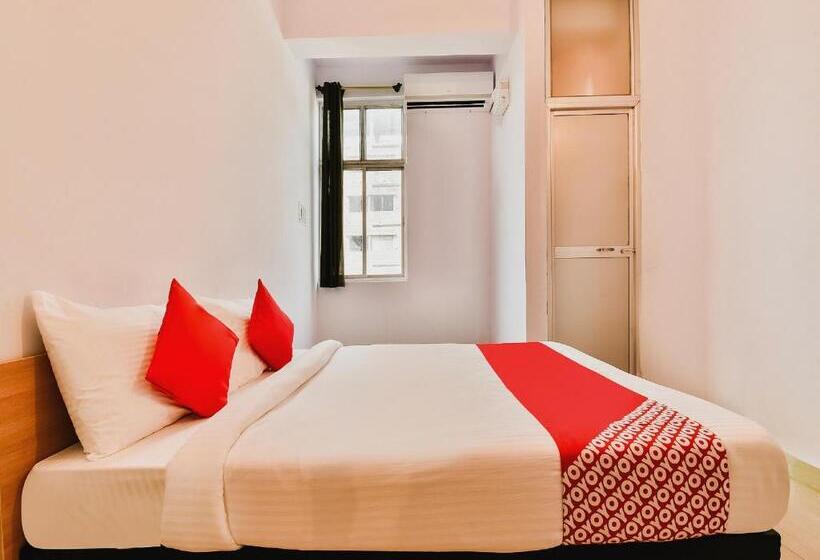 호텔 Oyo Flagship 76387 Ag Colony