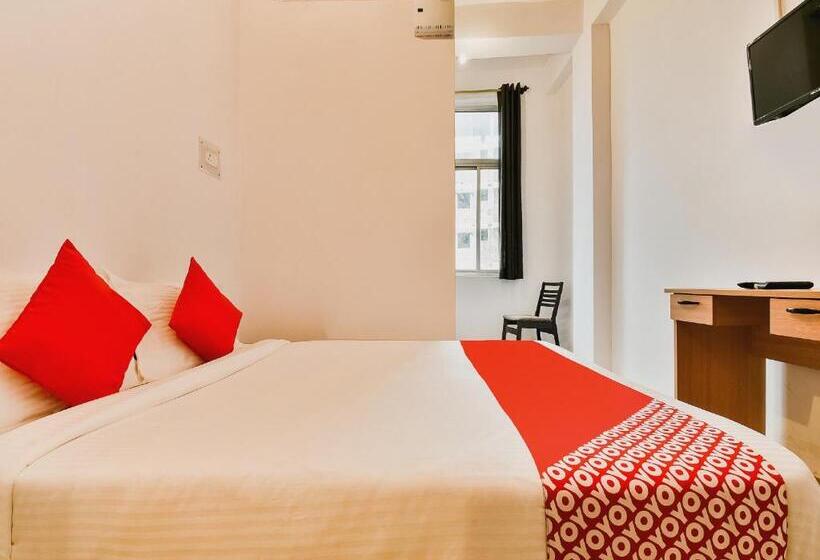 호텔 Oyo Flagship 76387 Ag Colony