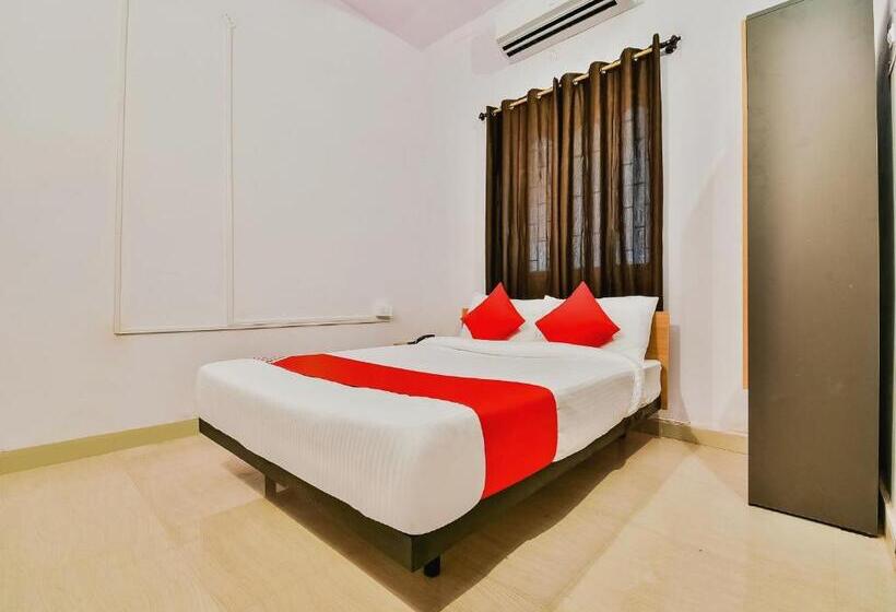 호텔 Oyo Flagship 76387 Ag Colony