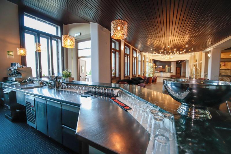 Pràcatinat Hotel & Restaurant