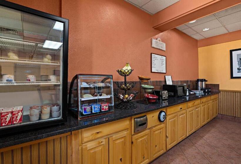 Отель Rodeway Inn