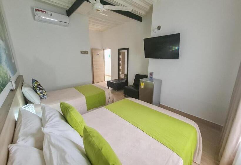 בית מלון כפרי Santa Clara Doradal