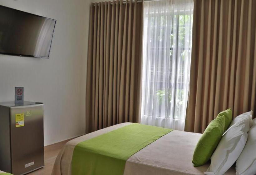 בית מלון כפרי Santa Clara Doradal