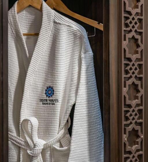 בית מלון כפרי Silver Waves Resort & Spa Daman