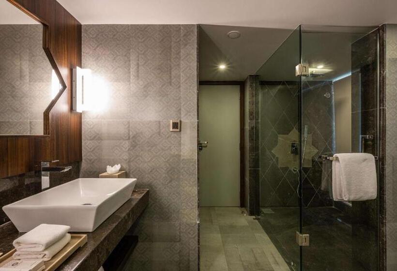 בית מלון כפרי Silver Waves Resort & Spa Daman