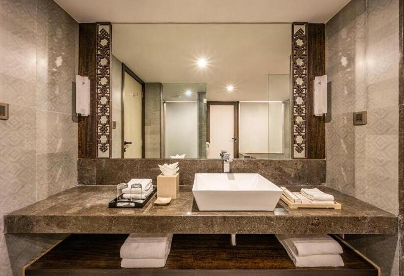 בית מלון כפרי Silver Waves Resort & Spa Daman