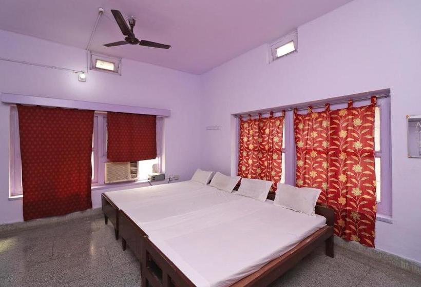 فندق Spot On 45721 Mahabir Guest Inn