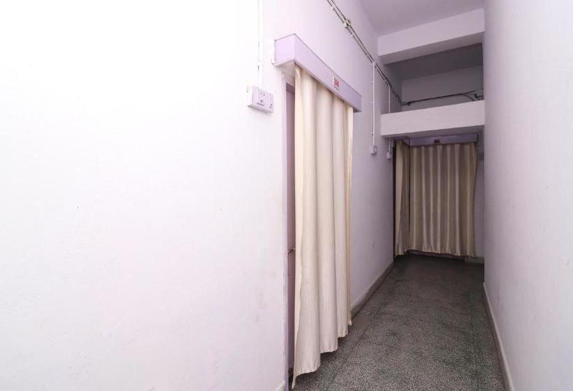 فندق Spot On 45721 Mahabir Guest Inn