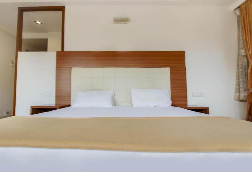 בית מלון כפרי Spot On 46751  Shoreline Pure Veg