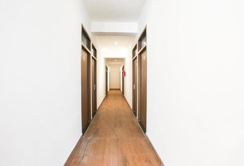 فندق Spot On 75703  Rockford Inn