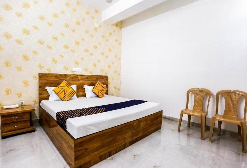 호텔 Spot On 75703  Rockford Inn