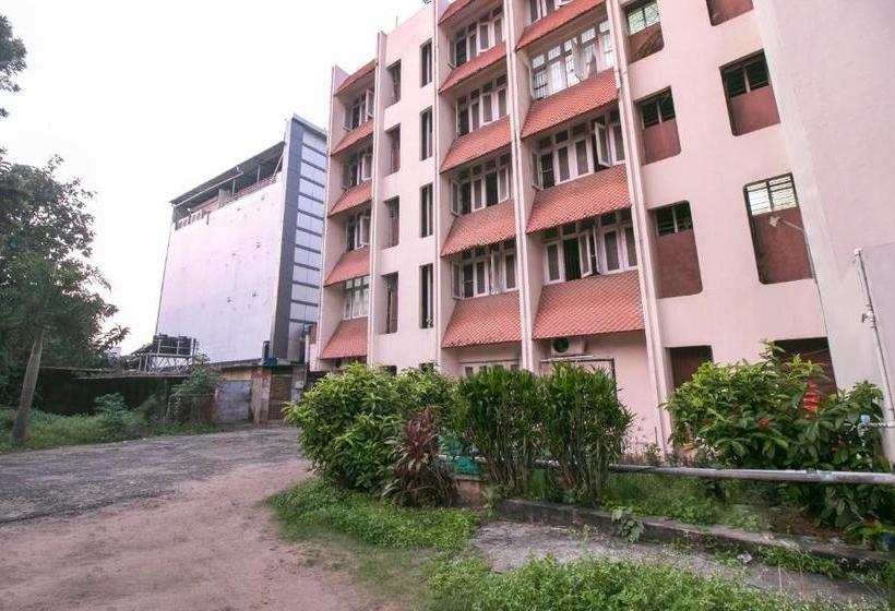 酒店 Spot On 75774 Goodwill Lodge