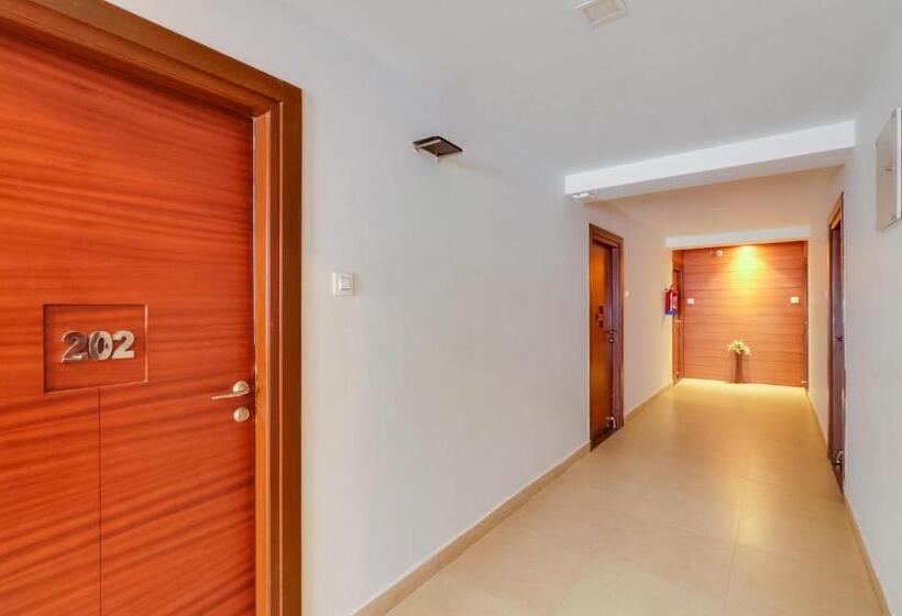 Super Hotel O Stay Inn Maharani Peta