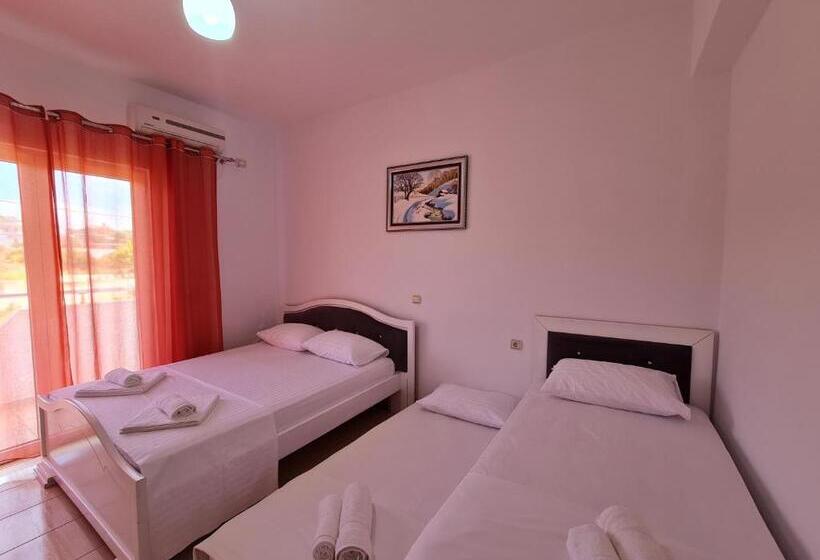 Отель Summer Time