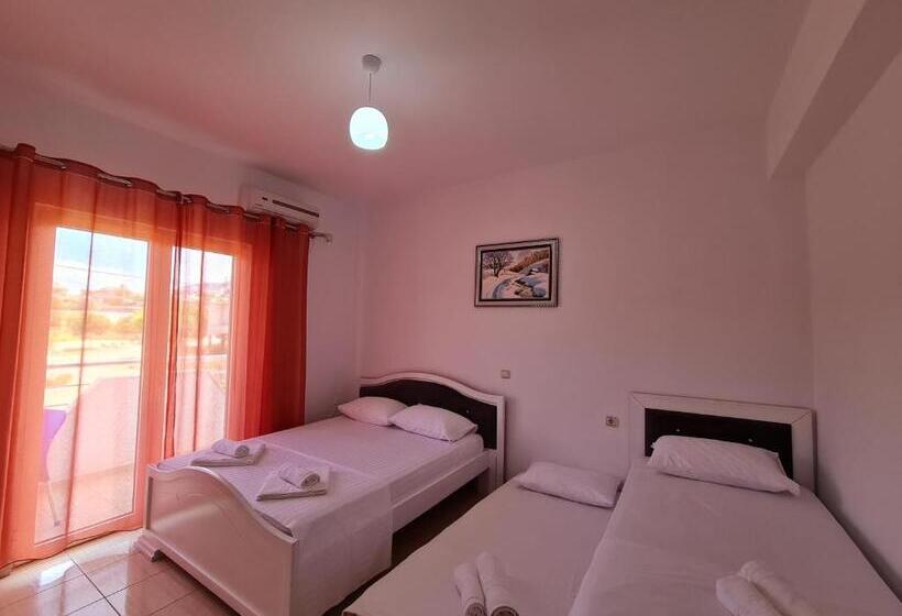 Отель Summer Time