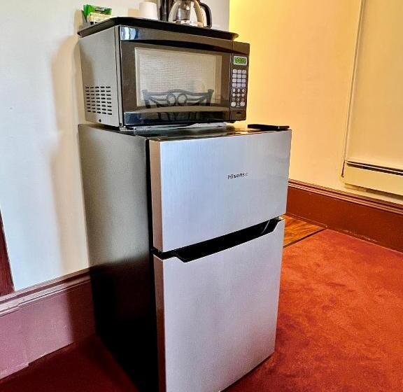 فندق The Monarch