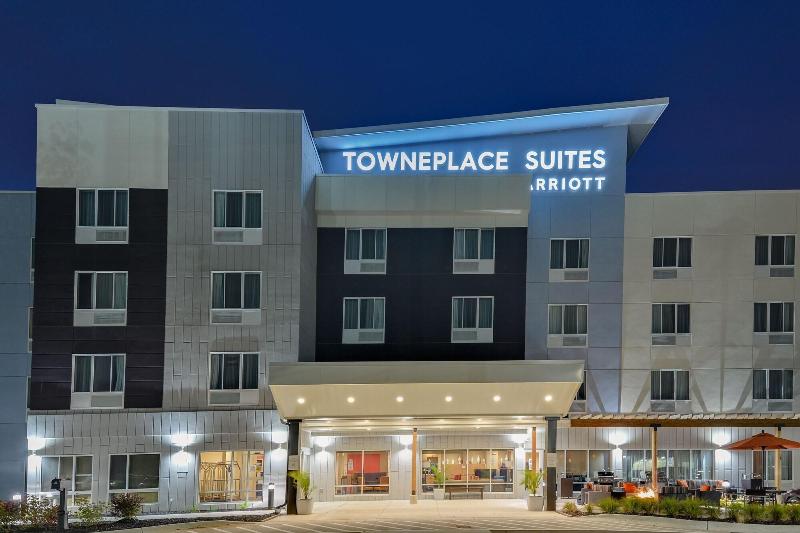 בית מלון כפרי Towneplace Suites By Marriott Detroit Allen Park