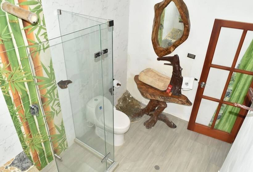 Пансион Eco Hostal Kuima