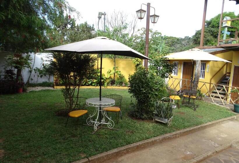 بنسيون Hostal Juarez Ataco