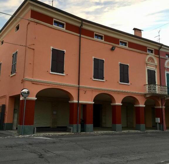 بنسيون Portale Dei Soli   Room & Breakfast