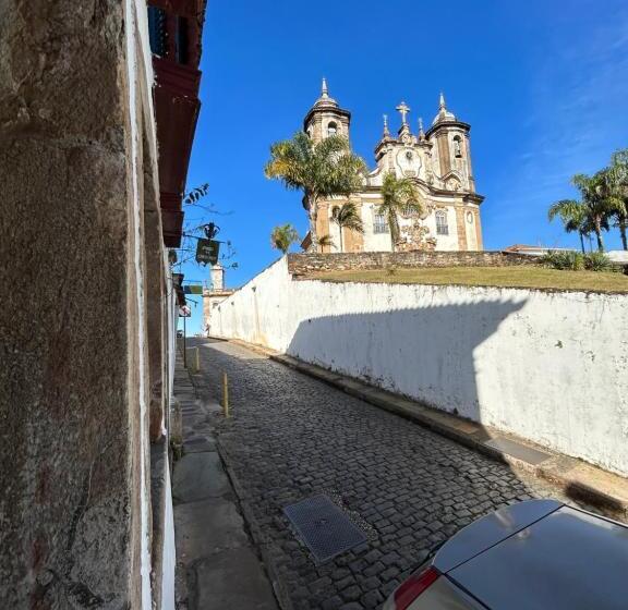 Пансион Pouso Do Chico Rey