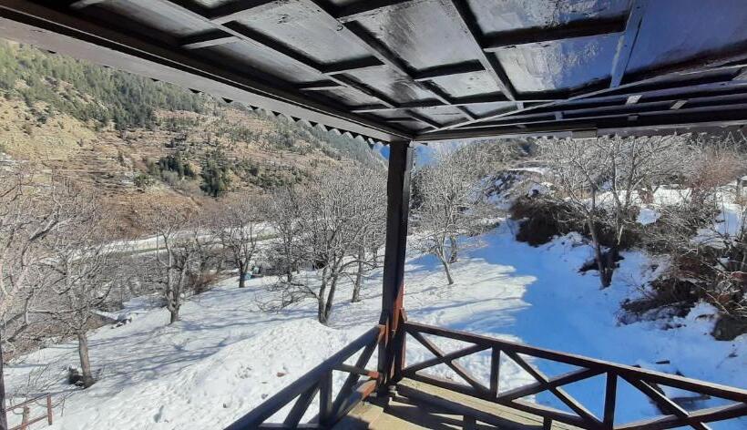 Курорт Mountain Village Stay Dharali Heights Harsil