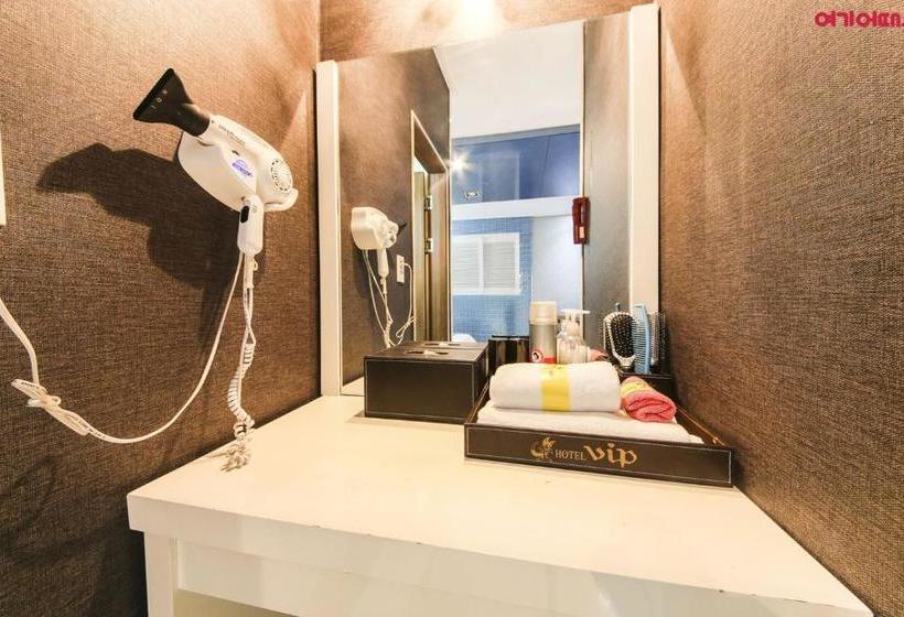 汽车旅馆  Gwangju Sangmu Valencia