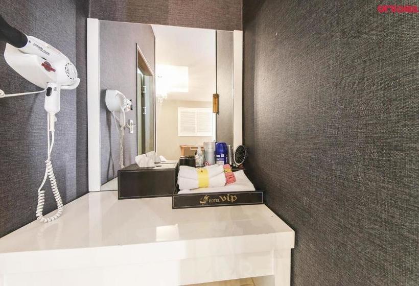 汽车旅馆  Gwangju Sangmu Valencia