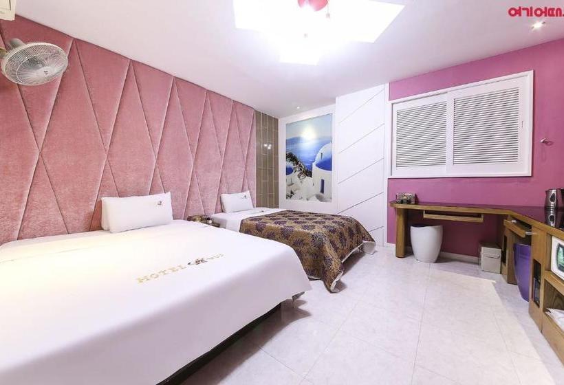 汽车旅馆  Gwangju Sangmu Valencia