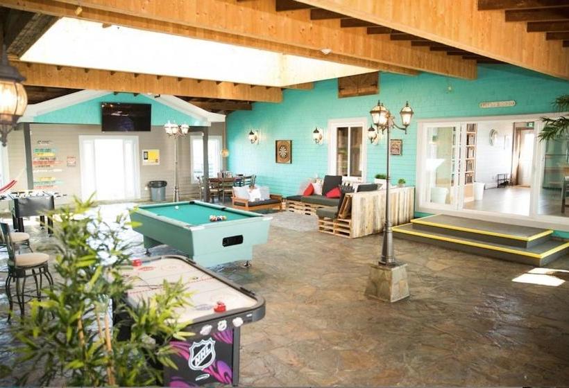 ユースホステル Auberge Paradis Bleu