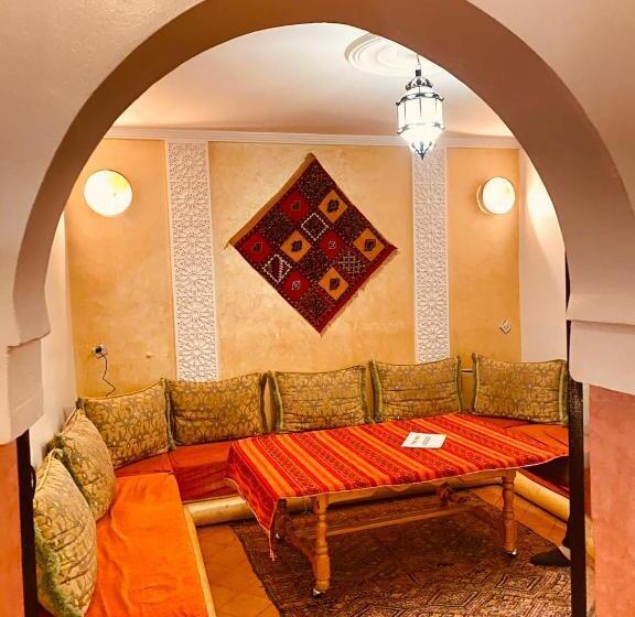 فندق صغير Auberge Tissadrine