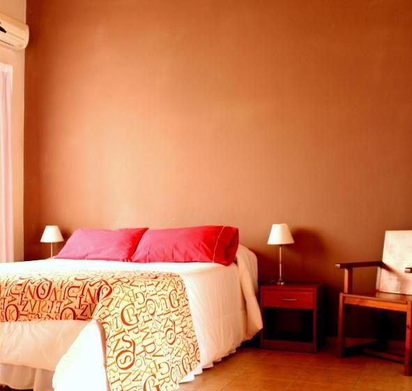 ユースホステル La Cautiva