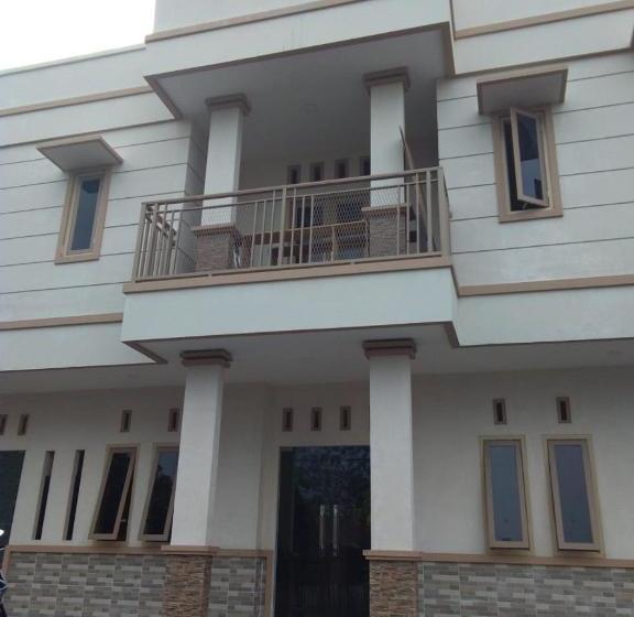 هاستل Muara Inn Ternate