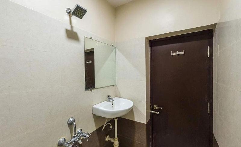 הוסטל Royal Palace Mysore